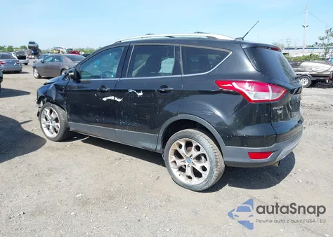 2013 Ford Escape Titanium из США, поврежденный, VIN 1FMCU9J95DUD21996